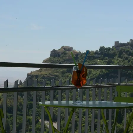 Un Al Belvedere Bed & Breakfast